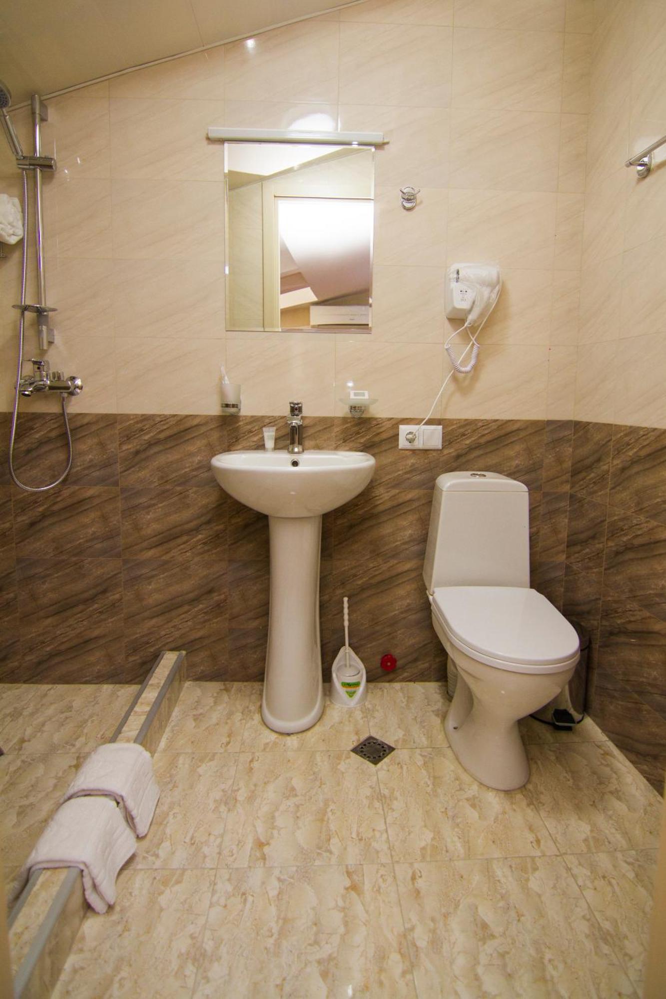 Hotel Care Inn Tbilisi Exterior foto